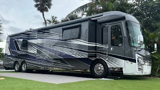 2022 ENTEGRA COACH ANTHEM 44R BUNK BED BATH 1/2
