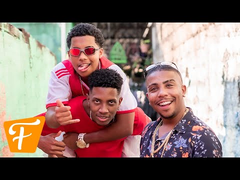 IMPRESSIONANTE O CONTROLE QUE ELA TEM - MC Vitin do LJ, MC Marley e MC Luan da BS (Funk Explode)