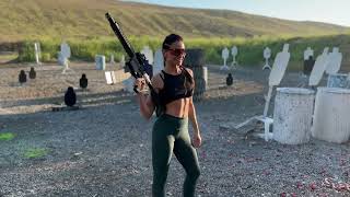 @TetianaGaidar Shoots the FULL AUTO Genesis Gen-12