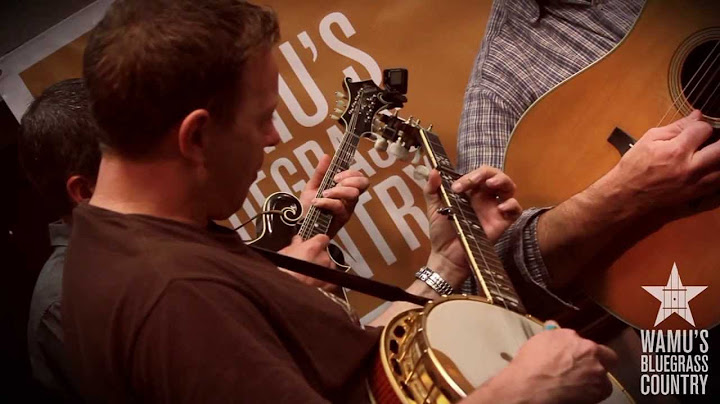 The Spinney Brothers - I Want My Dog Back [Live at WAMU's Bluegrass Country]