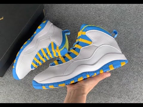 blue and white 10s
