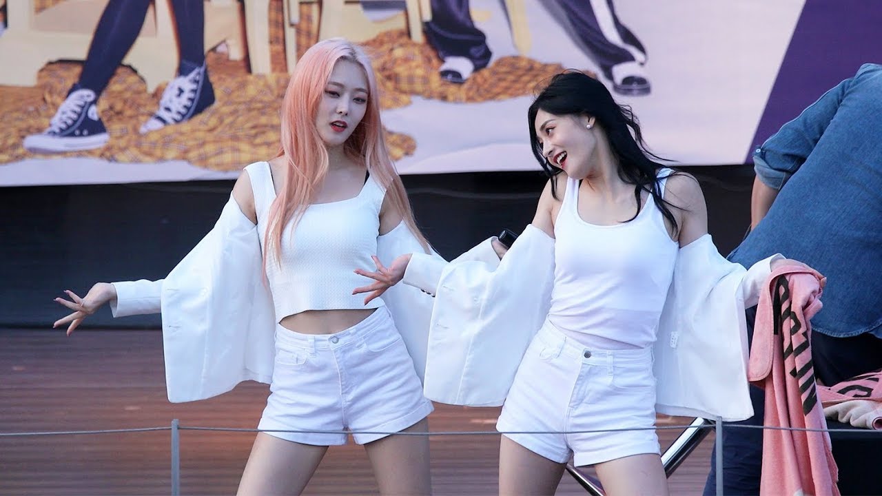 180617 춤추며 장난치는 결경과 은우 (Kyulkyung & Eunwoo) 프리스틴(PRISTIN) [여의도 한강공원 팬이벤트] 4K 직캠 by 비몽