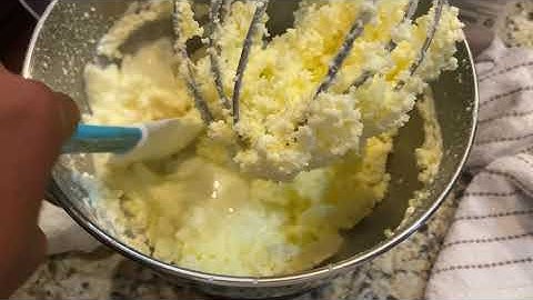 How to make Real Butter 🧈 🧈 in a KitchenAid Mixer. DIY Homemade butter!