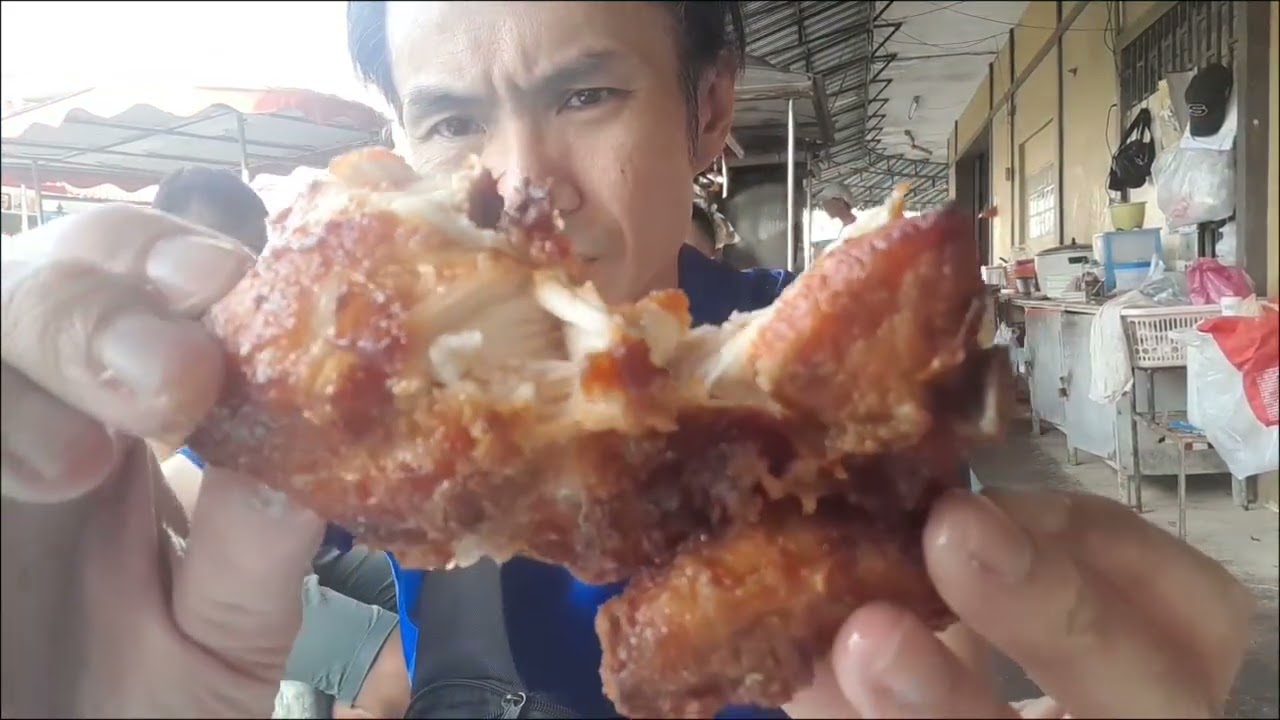 This fried chicken in Hatyai is definitely not to be missed 