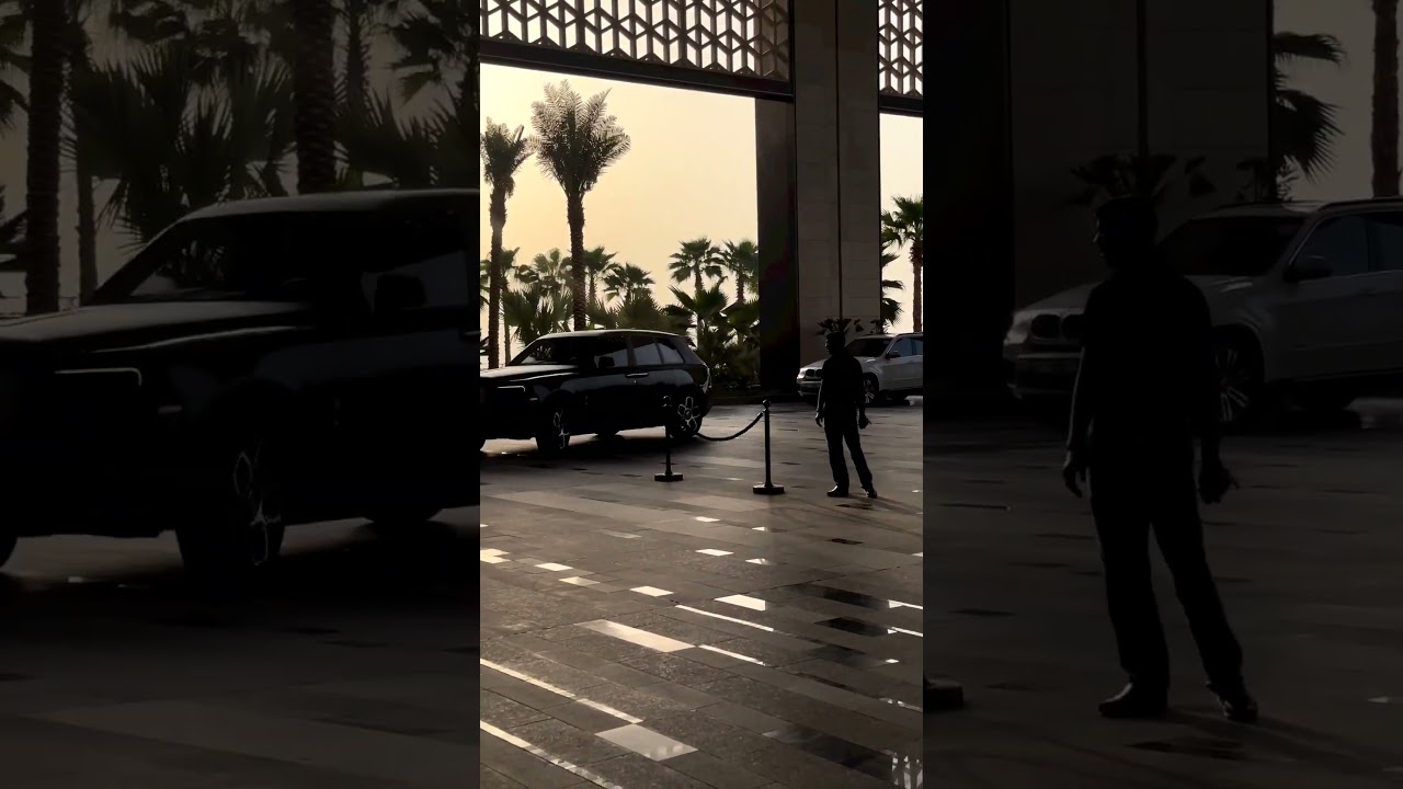 "Cruising in Style: Rolls Royce Cullinan Experience 🚗✨ 