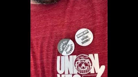 Button Press Tutorial using the "We R Memory Keepers" Button Press