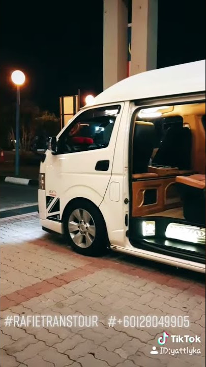 VIP Van Malaysia ( 10seater Hiace)
