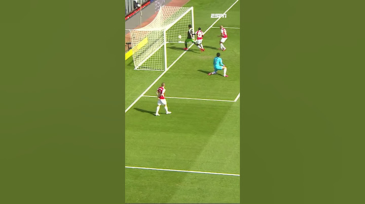 Precies 🔟 jaar geleden: Twee 𝐤𝐫𝐚𝐧𝐤𝐳𝐢𝐧𝐧𝐢𝐠𝐞 eigen goals in één wedstrijd 😬