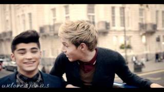 Download Lagu One Direction - F.R.I.E.N.D.S Download Lagu One Direction - F.R.I.E.N.D.S