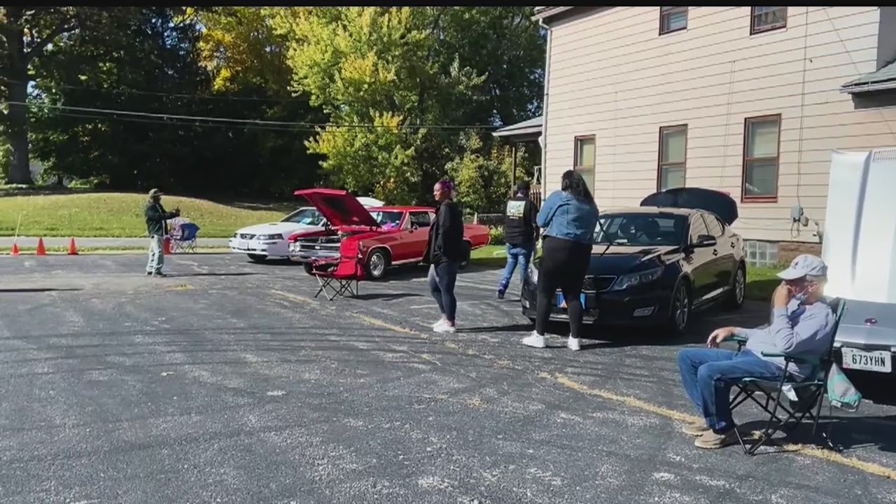 Car show, grill out raises money to help Girls and Boys Club of