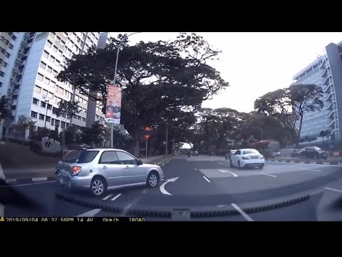 road trippin 4sep2019 lorry fail to stop and hit the rear of silver car at jurong west