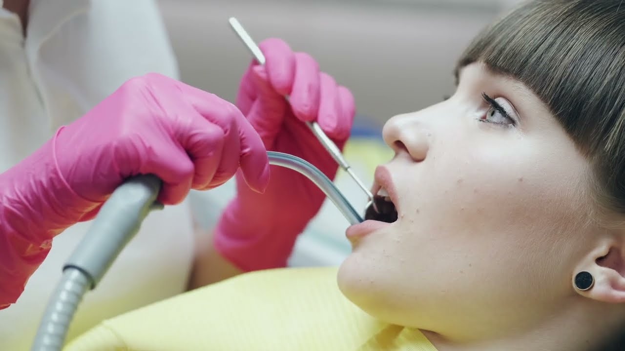 Какво е пародонтит, как да го предотвратим и лекуваме?