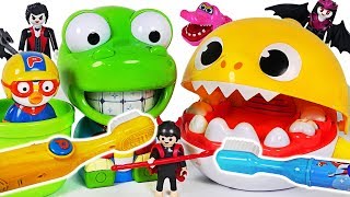 Baby Shark and Crong Tooth brush toys! Pororo! Defeat Sugar Bugs! #PinkyPopTOY Baby Shark and Crong Tooth brush toys! Pororo! Defeat Sugar Bugs! #PinkyPopTOY