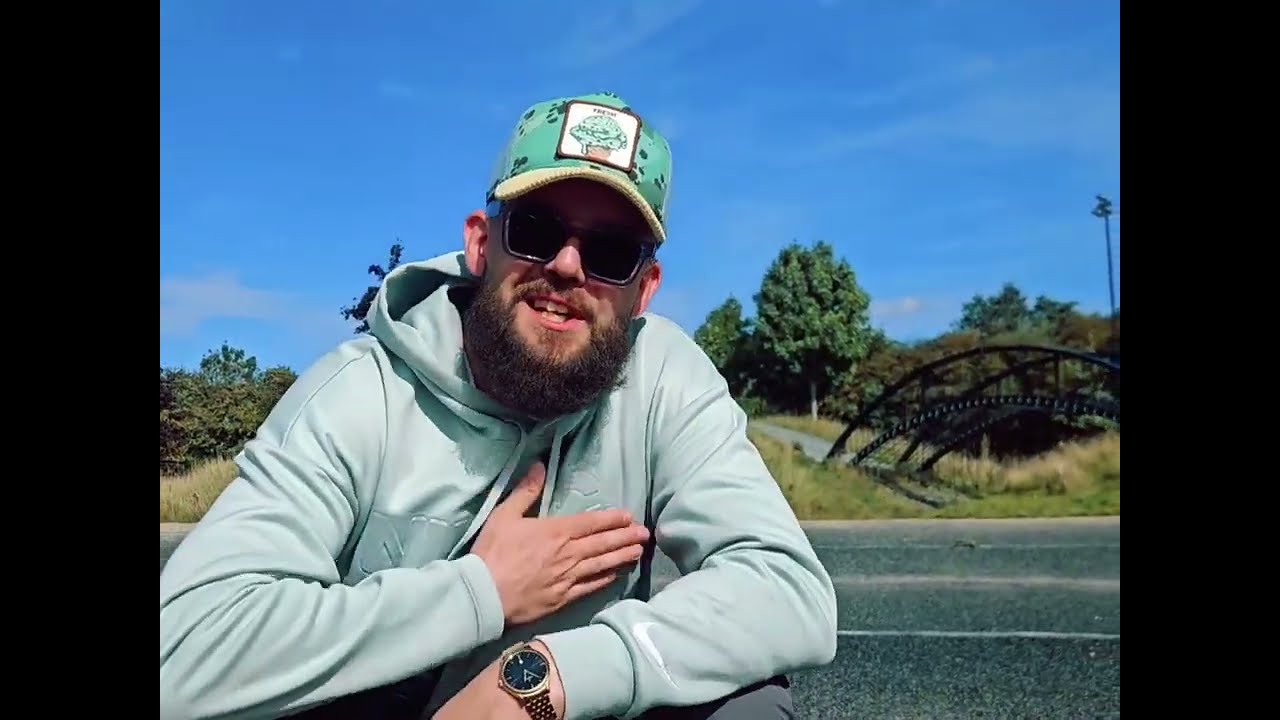 Watch MATTY - SICK (MUSIKVIDEO) on YouTube Watch MATTY - SICK (MUSIKVIDEO) on YouTube