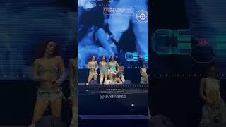 Katseye Mia Megan & Lara Ending Outro Moment Live Lollapalooza Brazil 2026 Part