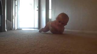 Lilly Crawling 2