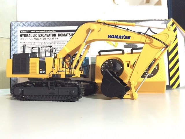 KOMATSU PC1250-8 ラジコン 1/50 KOMATSU PC1250-8 R/C Excavator (Kyosho) Unboxing