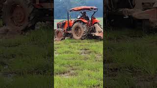 トラクターによる耕作 Tractor Plowing Mud #tractor #pushing #mud #Shorts #YouTubeShorts #Viral #ViralShorts