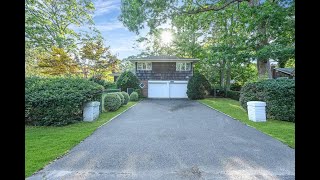 140 Locust Dr, Mastic Beach, NY 11951