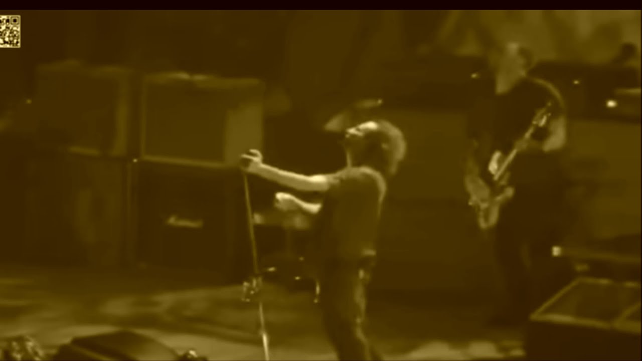 PEARL JAM BLACK" LIVE" BOLOGNA 2006 YouTube