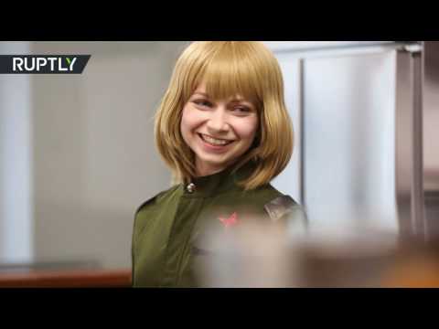 カチューシャ隊長 1 ロシア料理店を開く（コスプレ）