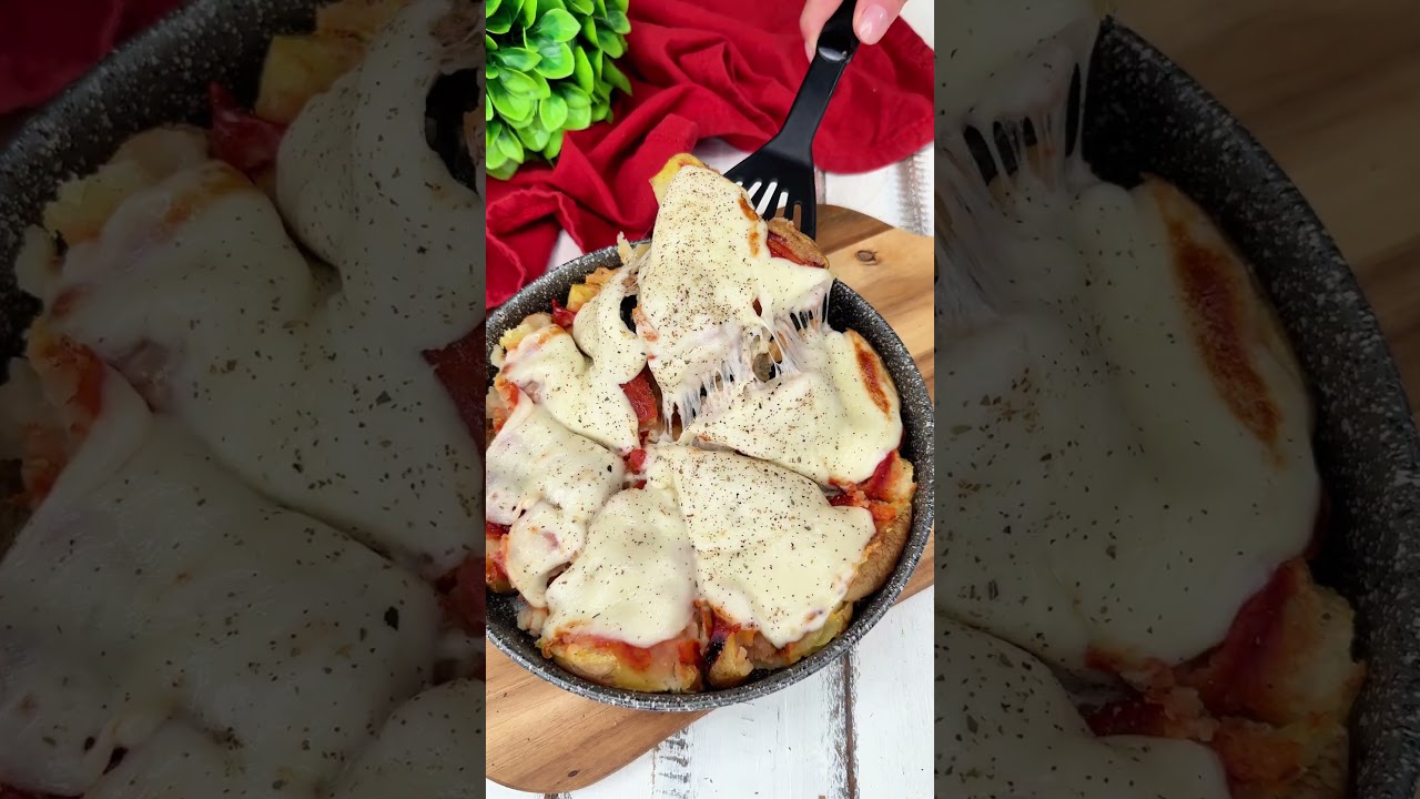 FAKE PIZZA DI PATATE IN FRIGGITRICE AD ARIA FAKE PIZZA DI PATATE IN FRIGGITRICE AD ARIA