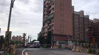 (1110907) 桃園市八德區茄苳路平交道 273次普悠瑪號(愛車)(由老蕭親自拍攝)