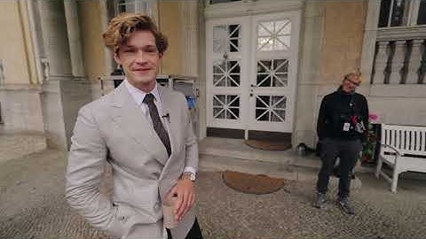 Damian Hardung Takes You On A Set Tour Of Maxton Hall | Maxton Hall Season 2