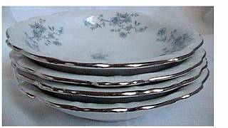 Johann Haviland Bavaria Germany Blue Garland China 16 Piece SET New Condition