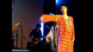Download lagu Sherina - Jalan Cinta (Live Sasana Budaya Ganesha - 21 Mei 2009)