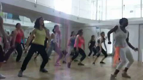 LILIAN MATOS stage REGGAETON 05-05-2013