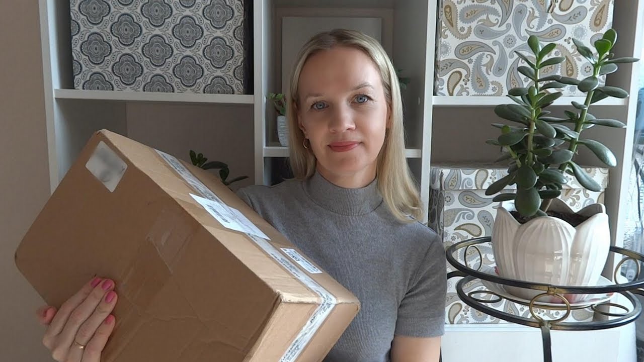 Новая интересная пряжа. Что планирую вязать? Начала вышивать🤗