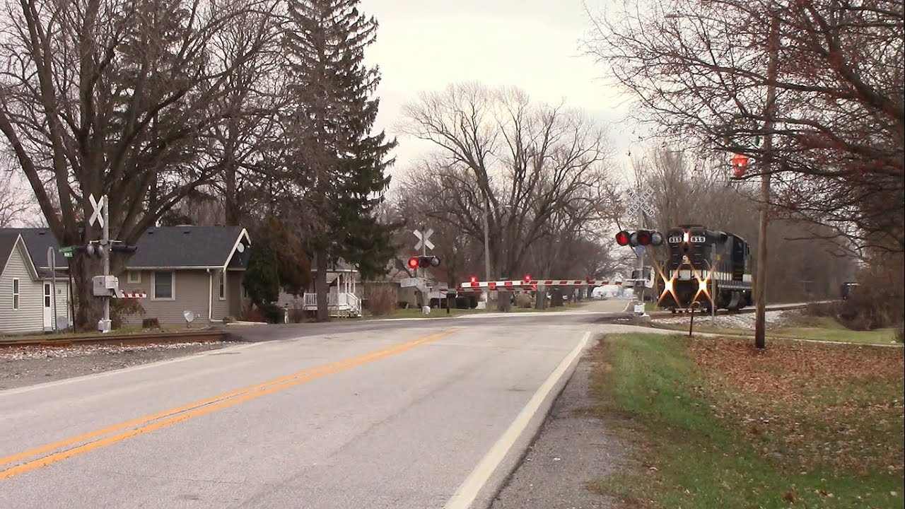Main Street/State Road 8 Railroad Crossing MBRX 815 in La Crosse