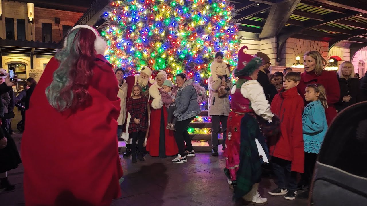 🎄Grand Illumination | Зажжение рождественской ёлки ​​в Денвере на Union Station, 28 ноября 2025 г.