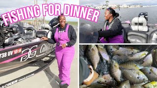 Winter fishing for Crappie. Catching Bluegill & Shellcracker on the CA Delta | Bass Boat Restored