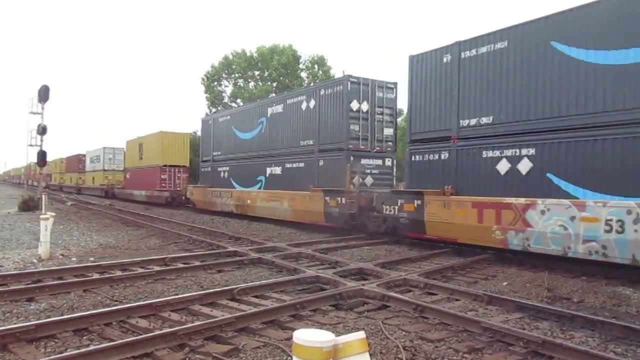 (8-20-2025) CSX eastbound intermodal train in Marion Ohio.