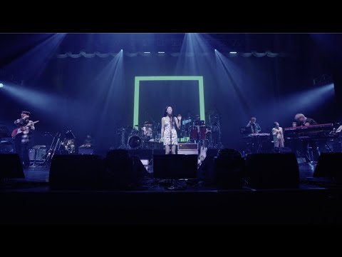 백예린 (Yerin Baek) - Square (2017) : Turn on that Blue Vinyl Live