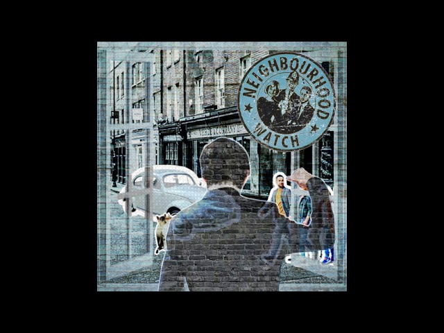 在 YouTube 上观看 PREMIERE | Monoblok feat. Sixtine & Nathanael - Neighbourhood Watch [Castle Of Tone] 2021