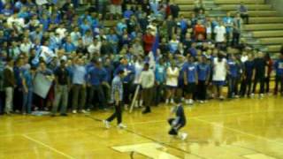 OLu gender rally &#39;10 Boys&#39; dance