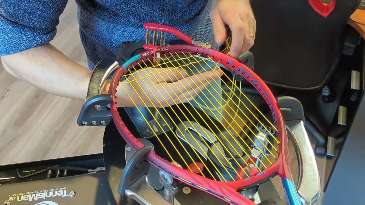 Comment corder une raquette te tennis - Methode 4 noeuds standard