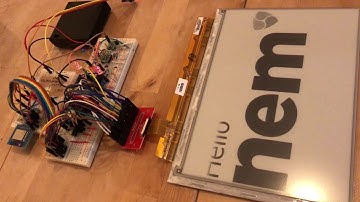 電子ペーパーにHello nem