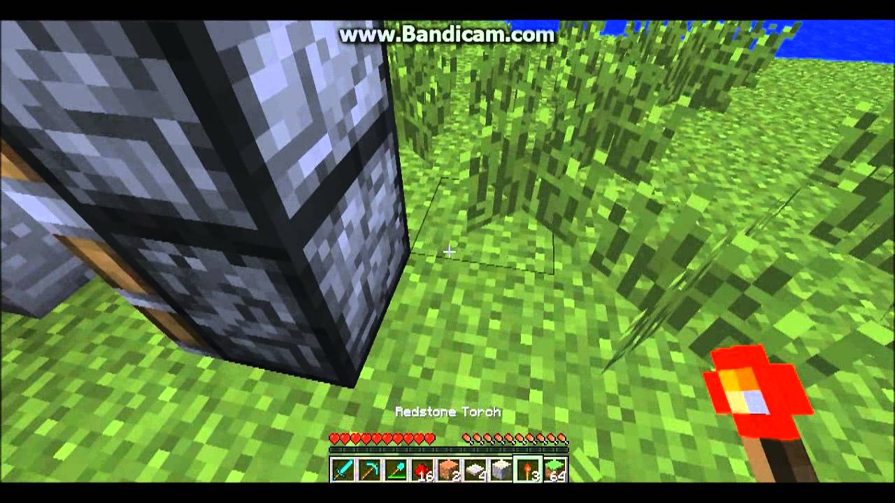 Minecraft Compact Piston Door (By MINECRAFTdotNET)