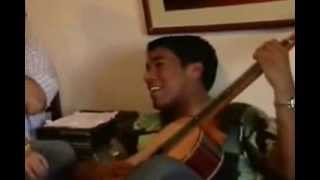 Video thumbnail of "Estoy que salgo a gritarlo - Parranda casera - Kaleth Morales en guitarra"