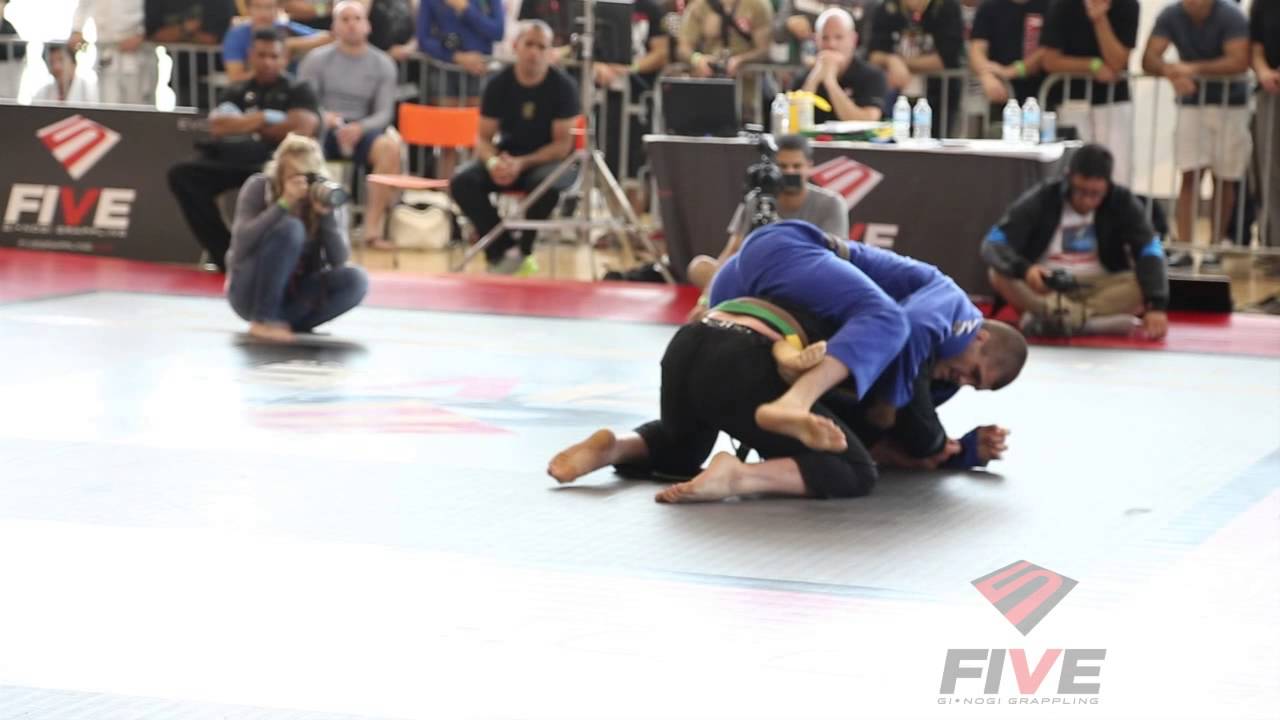 Thomas Beach vs Drew Ruttle at FIVE GI.NOGI GRAPPLING in Brampton ...