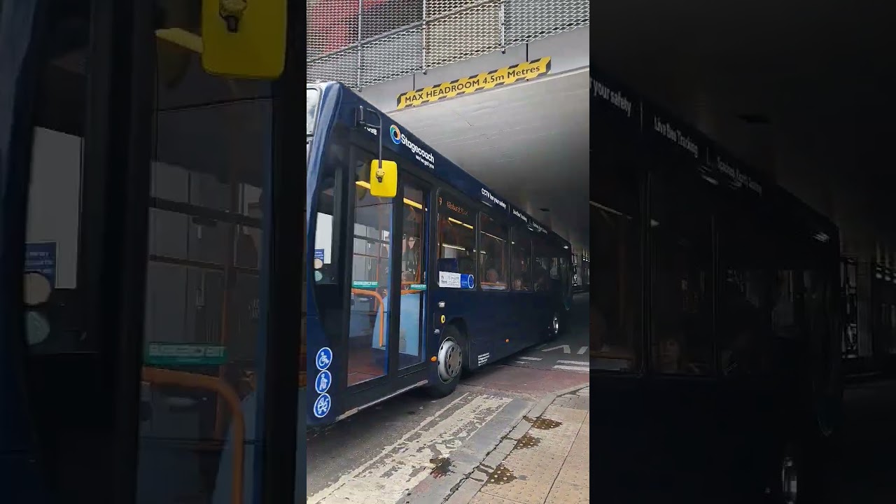 Stagecoach Yorkshire 37098 (ADL Enviro200) (YX14 RXZ) on 9 to Rawmarsh 