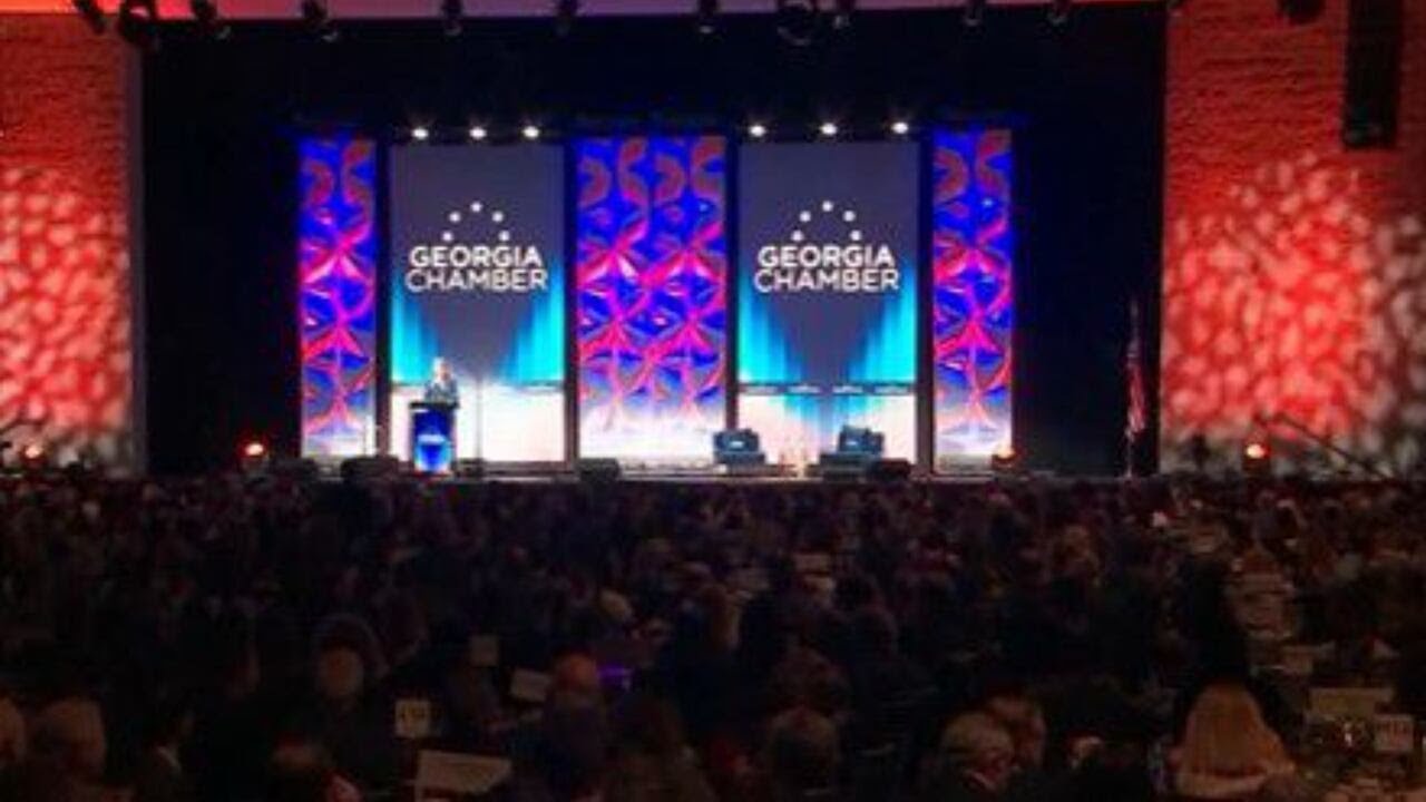 State political, business leaders gather for annual Eggs and Issues Breakfast