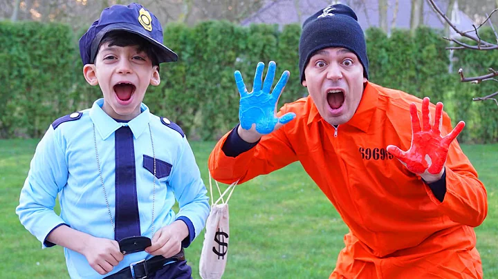 Detective Jason searches handprints to find the Di...