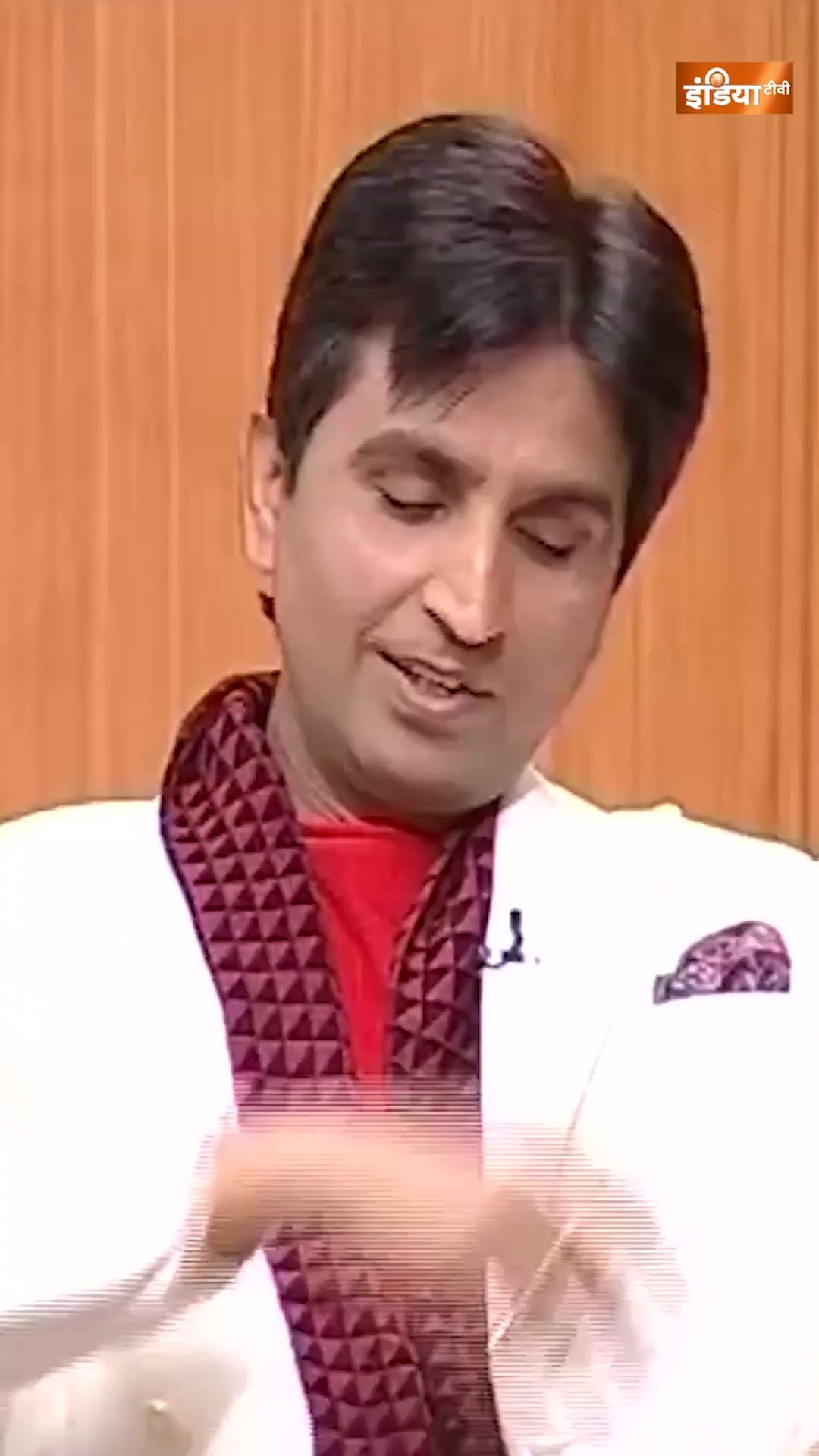 #kapilmishra ने #arvindkejriwal पर लगाया 2 करोड़ का आरोप #kumarvishwas ने किसे बताया दूध का धुला ?