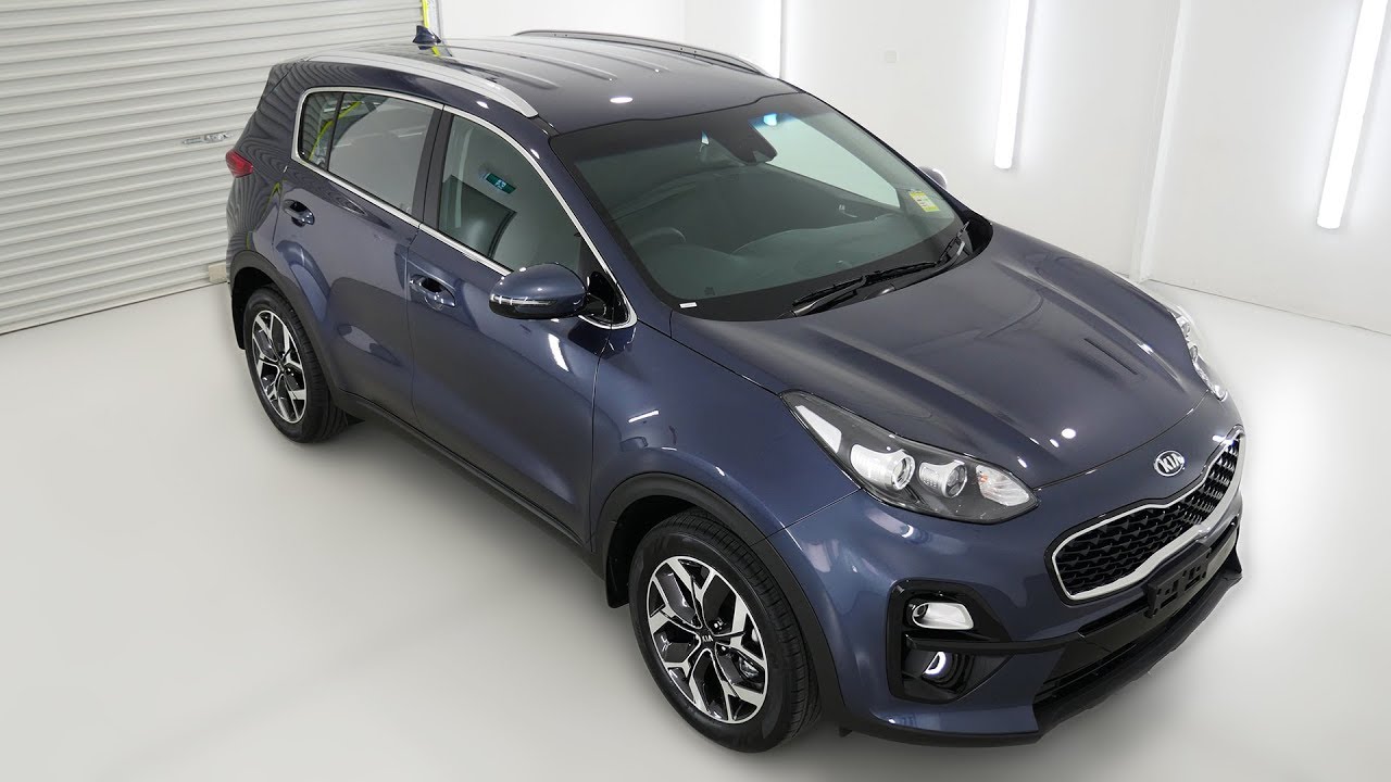Kia sportage blue
