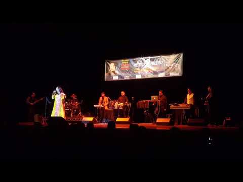 Aao Na - Sadhana Sargam Live In Concert "Retro 2 Metro" at Reading, UK